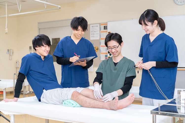 国際メディカル専門学校画像