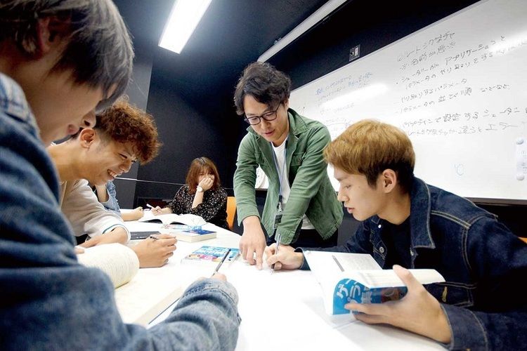 新潟コンピュータ専門学校画像