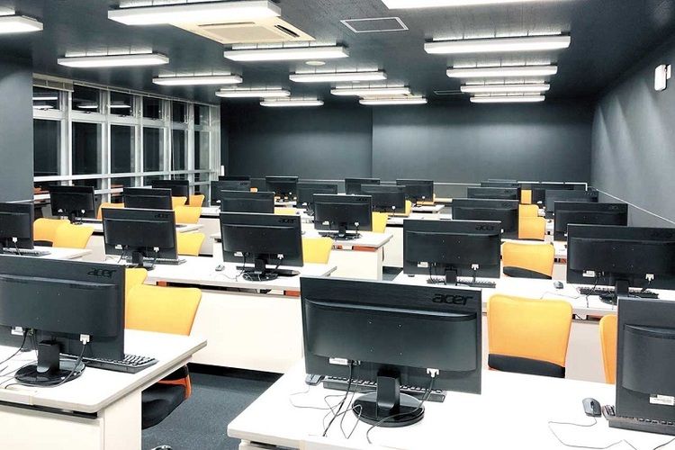 新潟コンピュータ専門学校画像