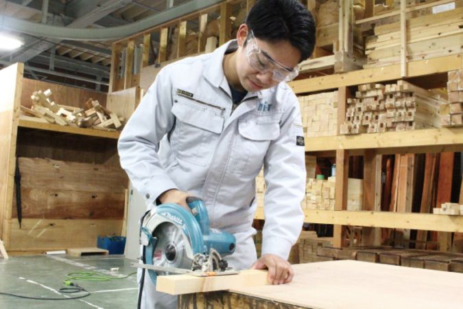 新潟建築・インテリア・ものづくり大学校