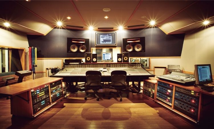 国際音楽・ダンス・エンタテイメント専門学校画像