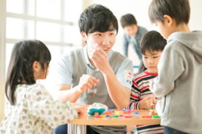 国際こども・福祉カレッジ　