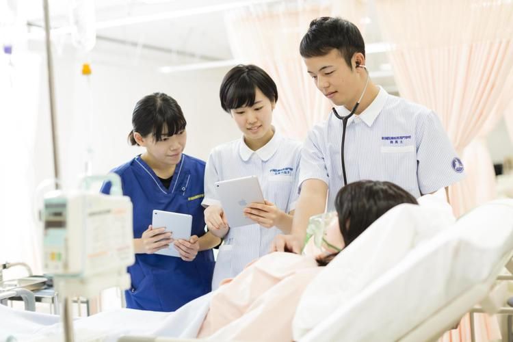 新潟薬科大学附属医療技術専門学校画像