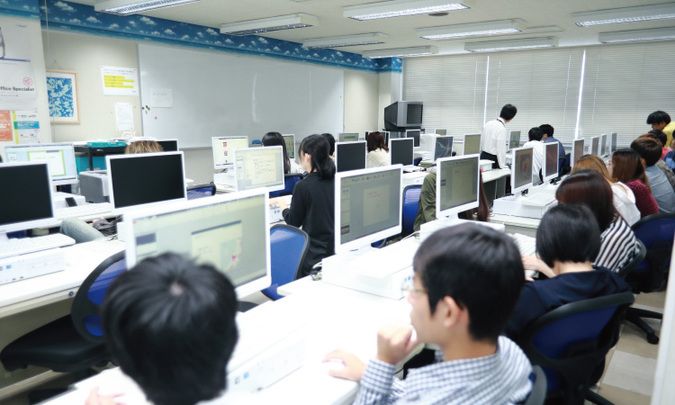 長岡公務員・情報ビジネス専門学校