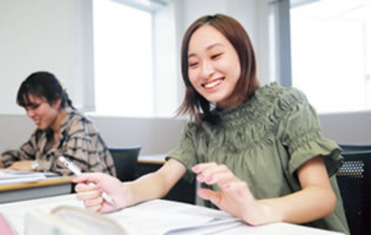 長岡公務員・情報ビジネス専門学校画像