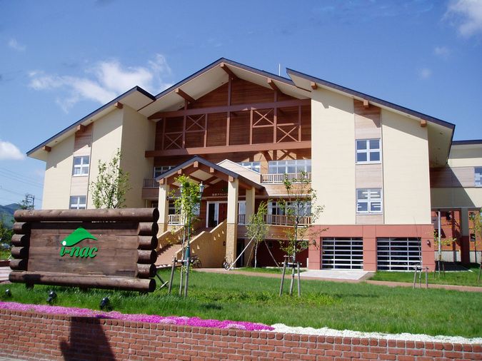 国際自然環境アウトドア専門学校