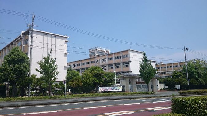浜松工業高等学校外観画像