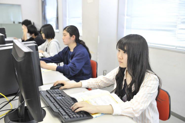 専門学校サンテクノカレッジ画像