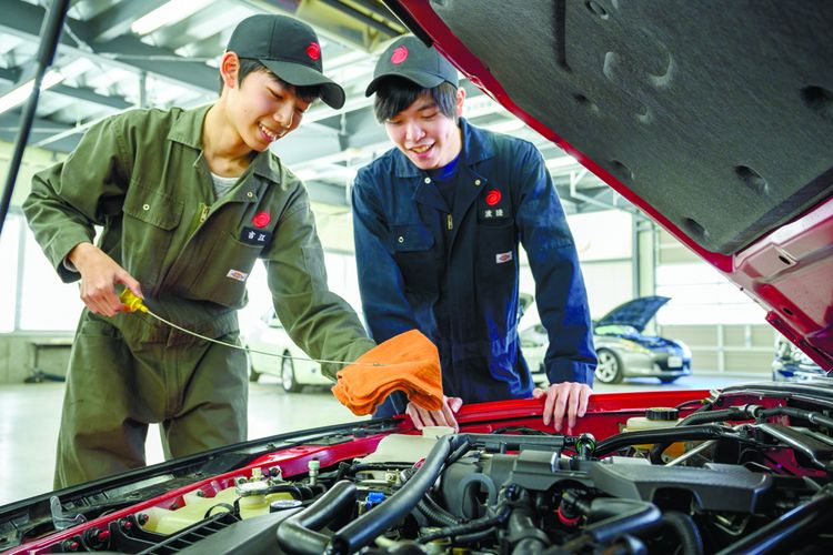 専門学校長野自動車大学校画像