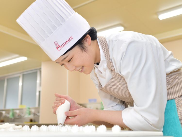 松本調理師製菓師専門学校画像