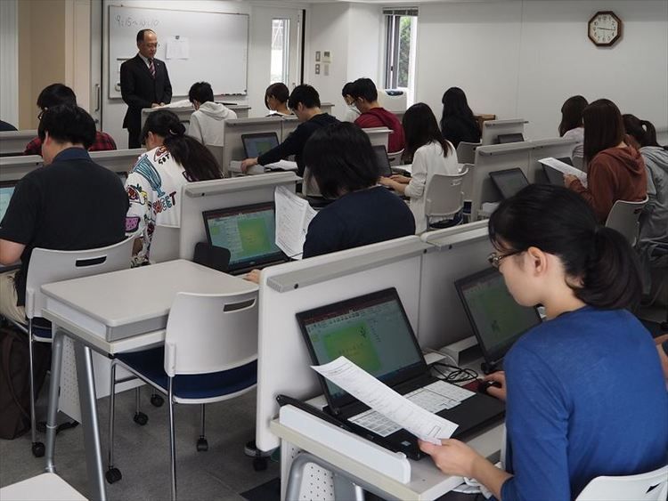 丸の内ビジネス専門学校画像