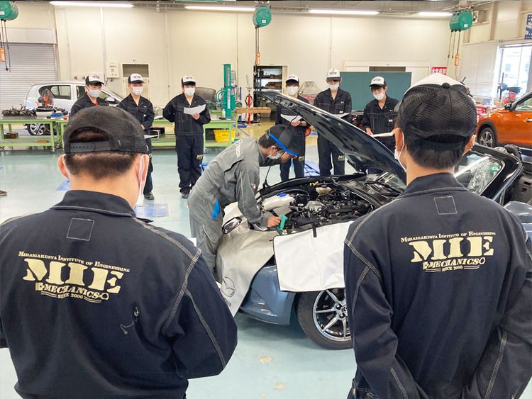 松本情報工科専門学校画像