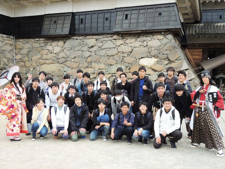 松本情報工科専門学校画像