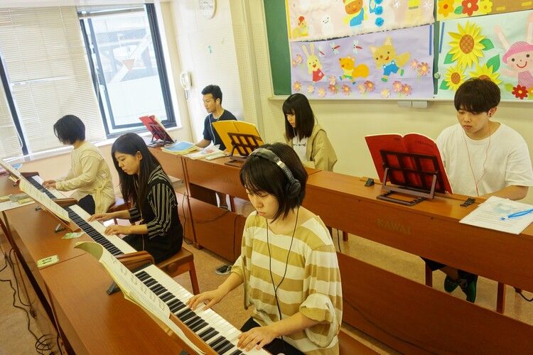 静岡福祉医療専門学校画像