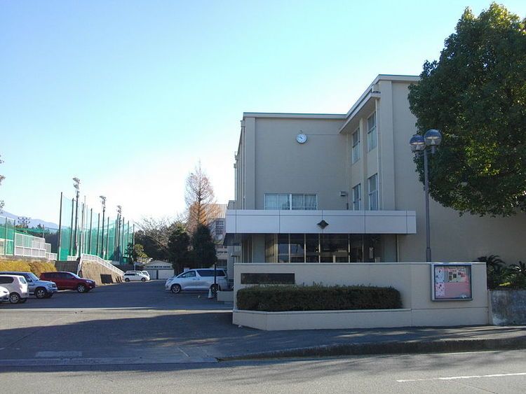 富士東高等学校画像