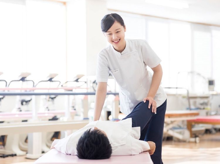 専門学校　富士リハビリテーション大学校画像