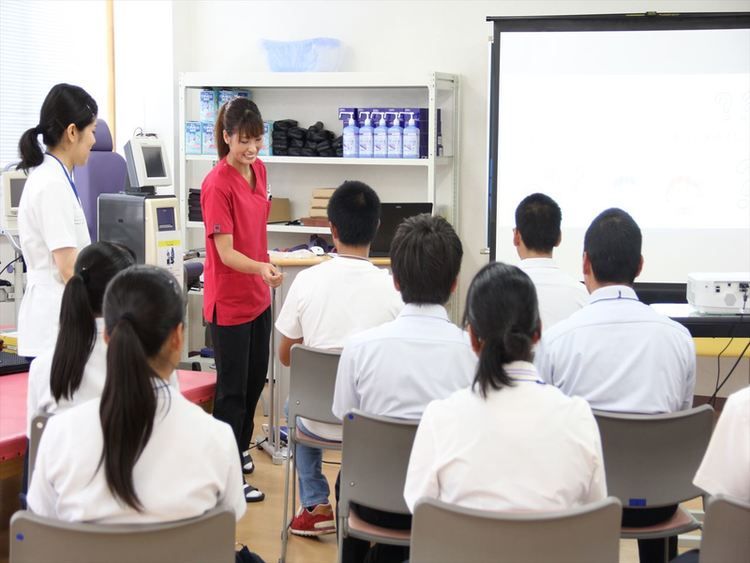 専門学校　富士リハビリテーション大学校画像