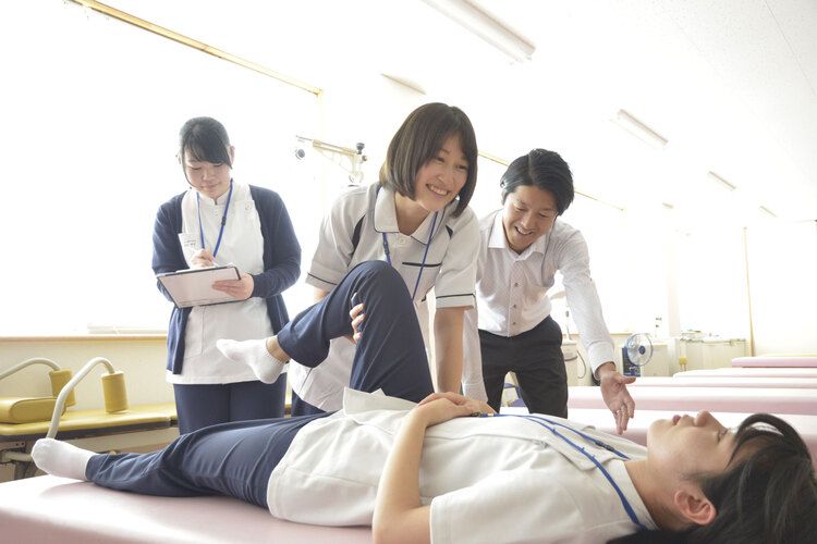 専門学校　富士リハビリテーション大学校画像