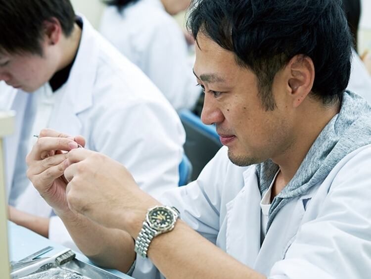 名古屋歯科医療専門学校画像