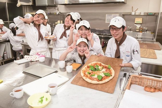 名古屋製菓専門学校