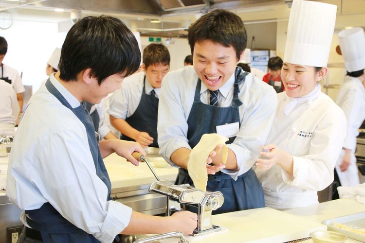 ニチエイ調理専門学校の情報満載 口コミ 就職など みんなの専門学校情報