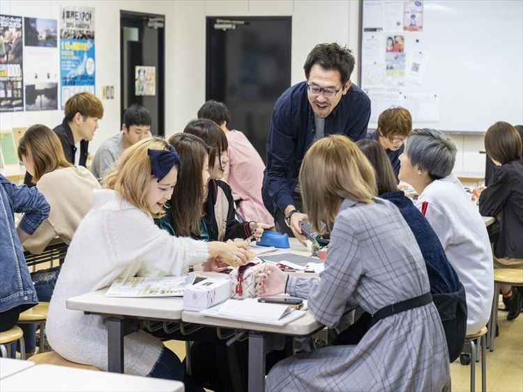 専門学校名古屋デザイナー学院 ビジュアルデザイン学科 口コミ 学科情報をチェック みんなの専門学校情報