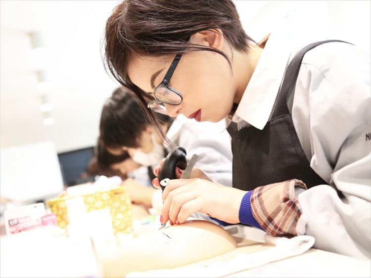 名古屋美容専門学校画像