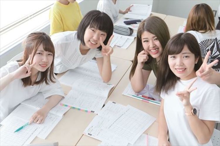 名古屋医療情報専門学校画像