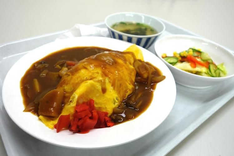 旭美容専門学校画像