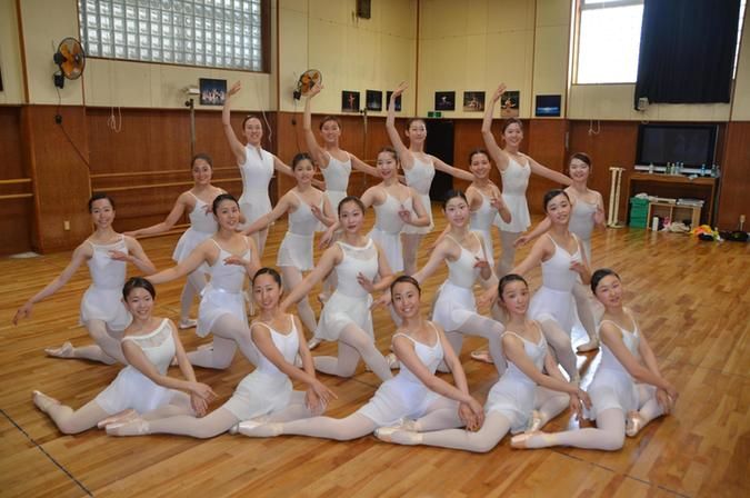 京都バレエ専門学校