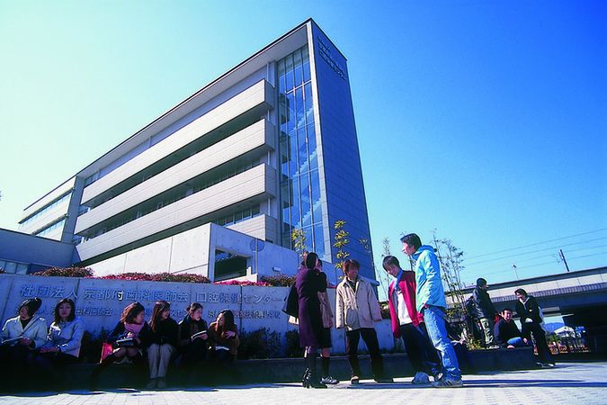 京都歯科医療技術専門学校