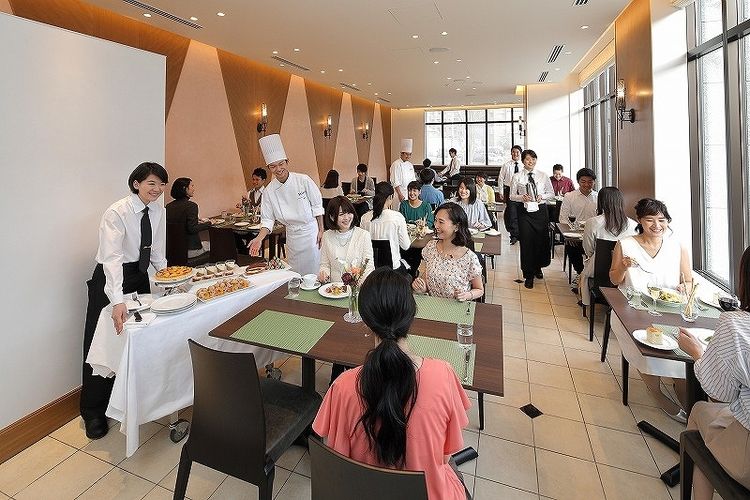 京都調理師専門学校画像