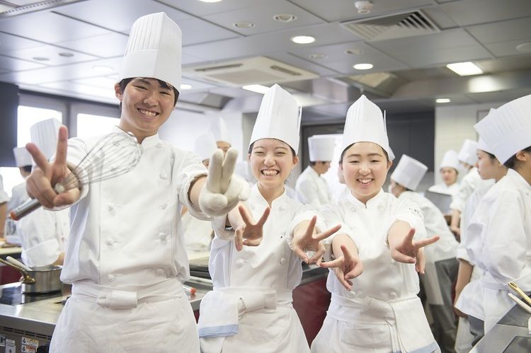 京都製菓製パン技術専門学校画像