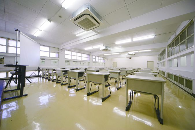 アミューズ美容専門学校