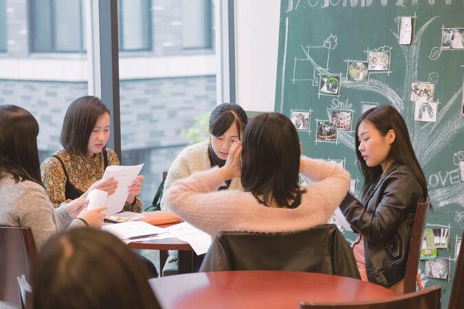 照明 専門 学校 トップ 評判