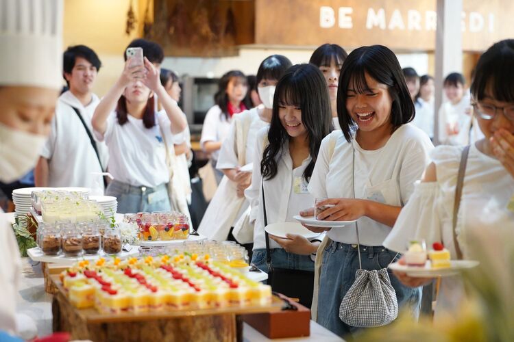 大阪ブライダル専門学校画像