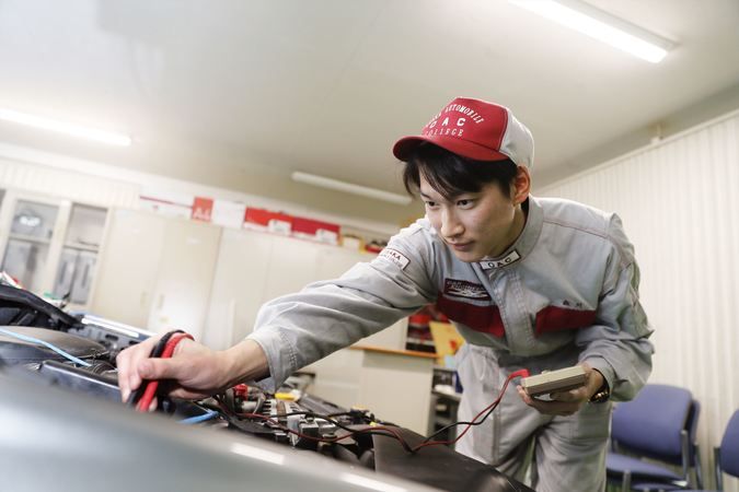 大阪自動車整備専門学校