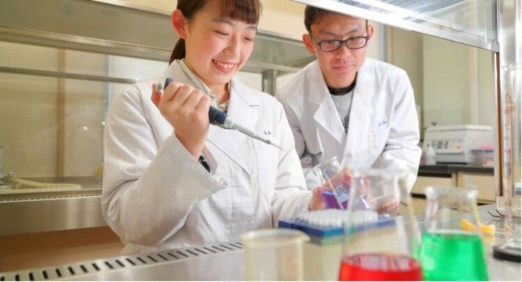 大阪ハイテクノロジー専門学校画像