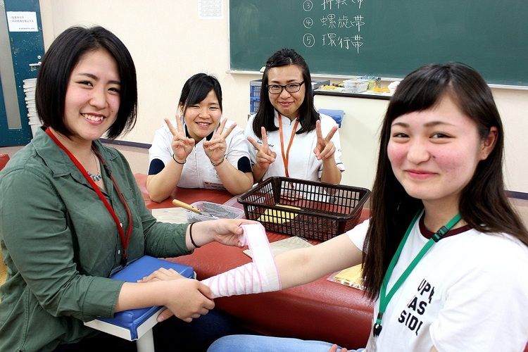 東洋医療専門学校画像