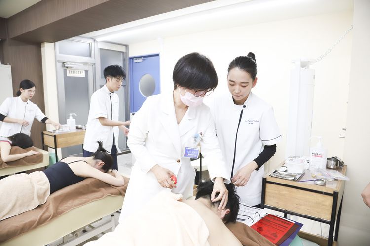 東洋医療専門学校画像