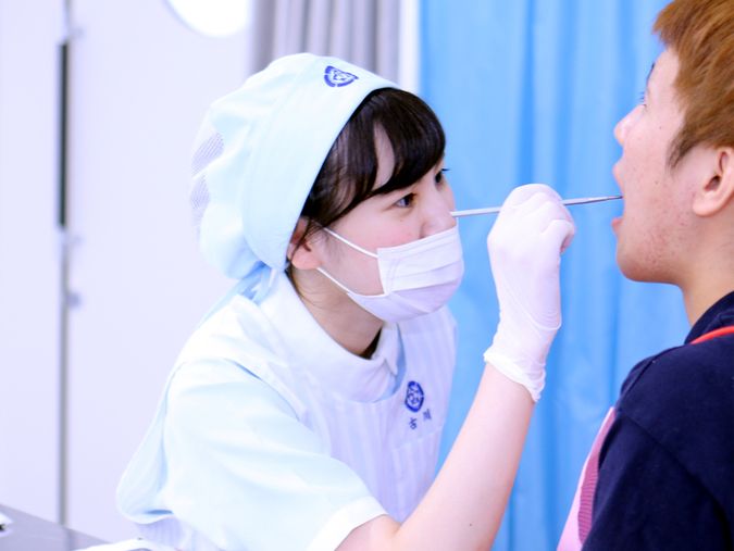 行岡医学技術専門学校