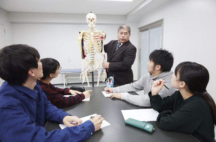 大阪リハビリテーション専門学校画像