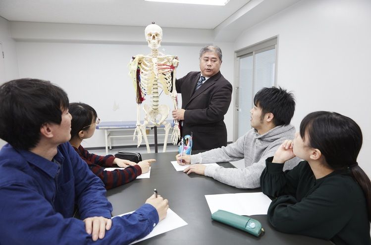 大阪リハビリテーション専門学校画像