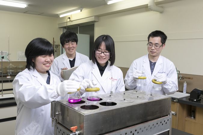 日本分析化学専門学校