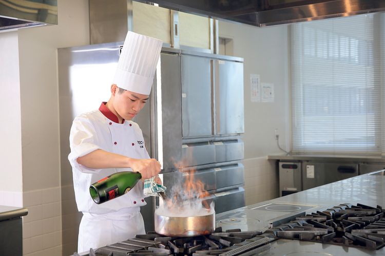 辻学園調理・製菓専門学校画像