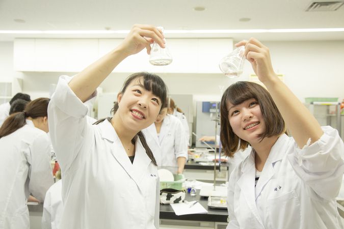 辻学園栄養専門学校