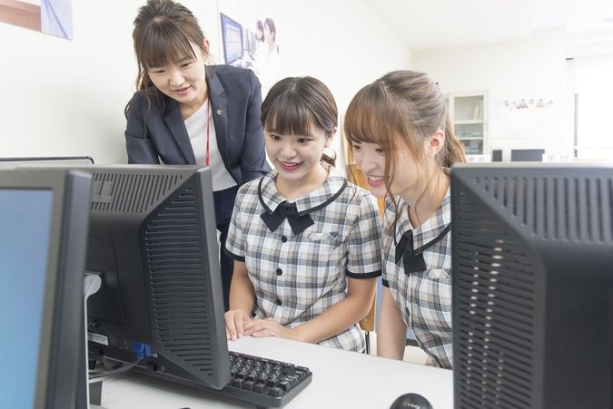 大原医療福祉製菓専門学校梅田校