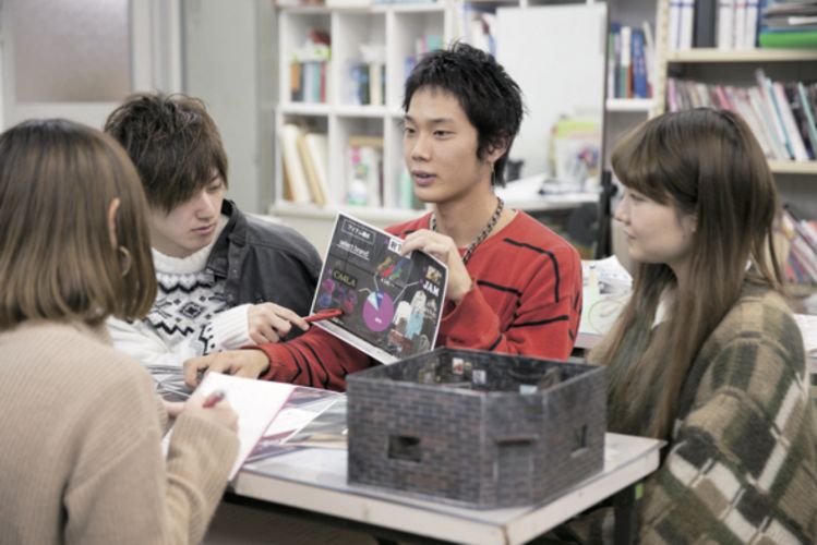 マロニエファッションデザイン専門学校画像