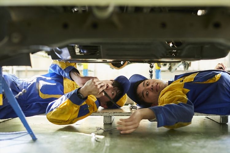 阪和鳳自動車工業専門学校画像