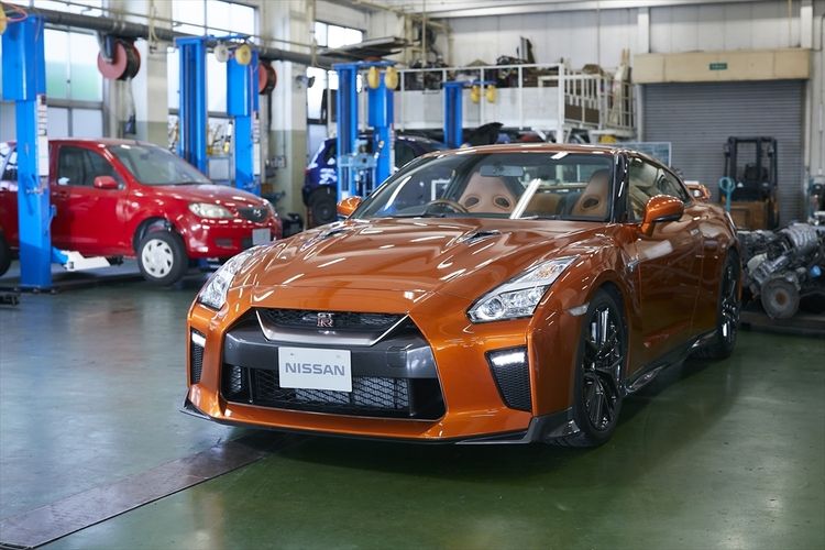 阪和鳳自動車工業専門学校画像